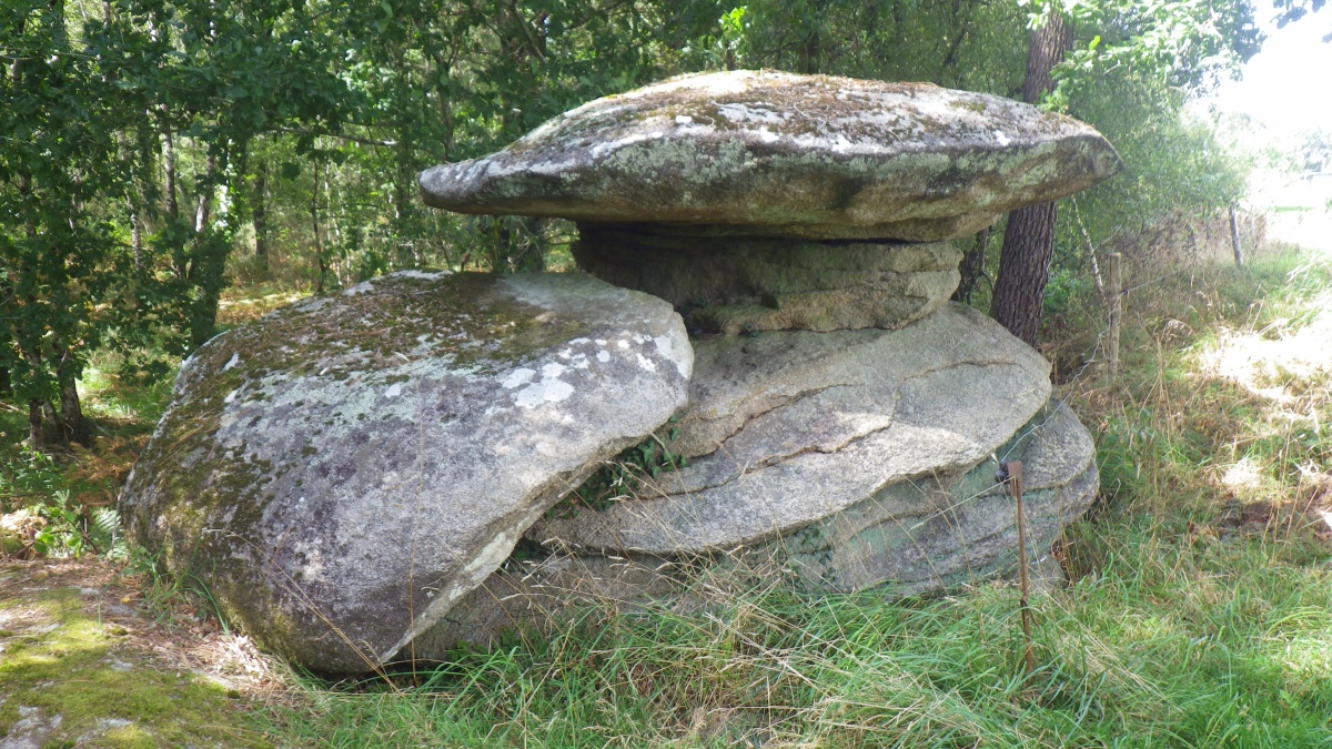 Le Chapeau de Roche