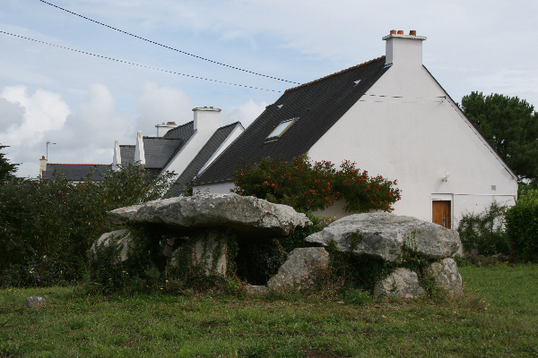 Kerguerhan dolmen