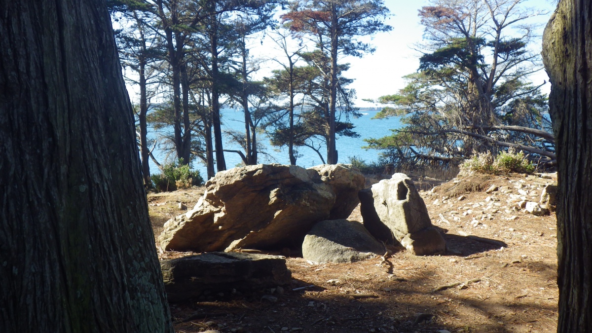 Dolmen de Pen Raz