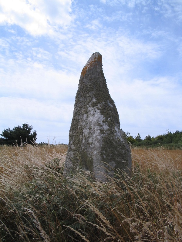 Menhir de Kerabus