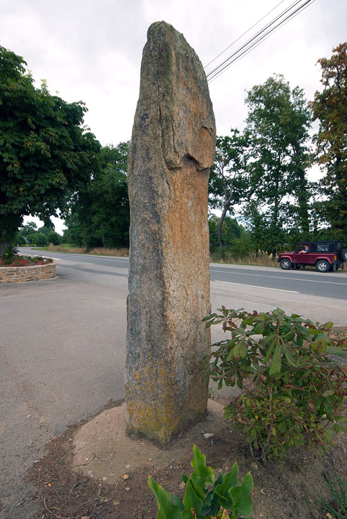 Click for the gallery page to add comments and vote (PID:111776) Le Passoir Menhir