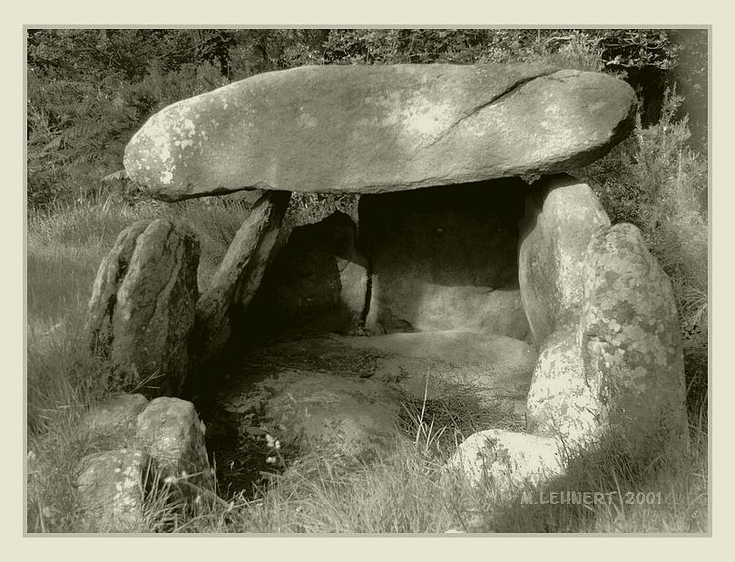Click for the gallery page to add comments and vote (PID:69194) Dolmen de Mané-Carnaplaye 1