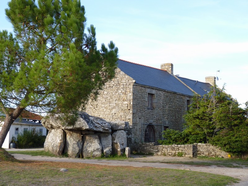 Crucuno dolmen