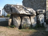 Click for full size image of Crucuno dolmen (PID:52371) Crucuno dolmen
