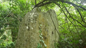 Menhir du Bourg (Plouhinec)