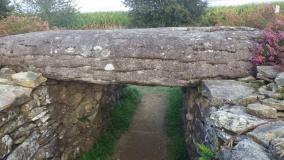 Larcuste cairns
