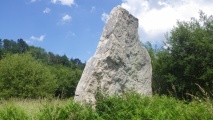 Click for full size image of Menhir de Kerhoret (PID:282218) Menhir de Kerhoret