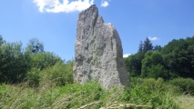 Click for full size image of Menhir de Kerhoret (PID:282216) Menhir de Kerhoret