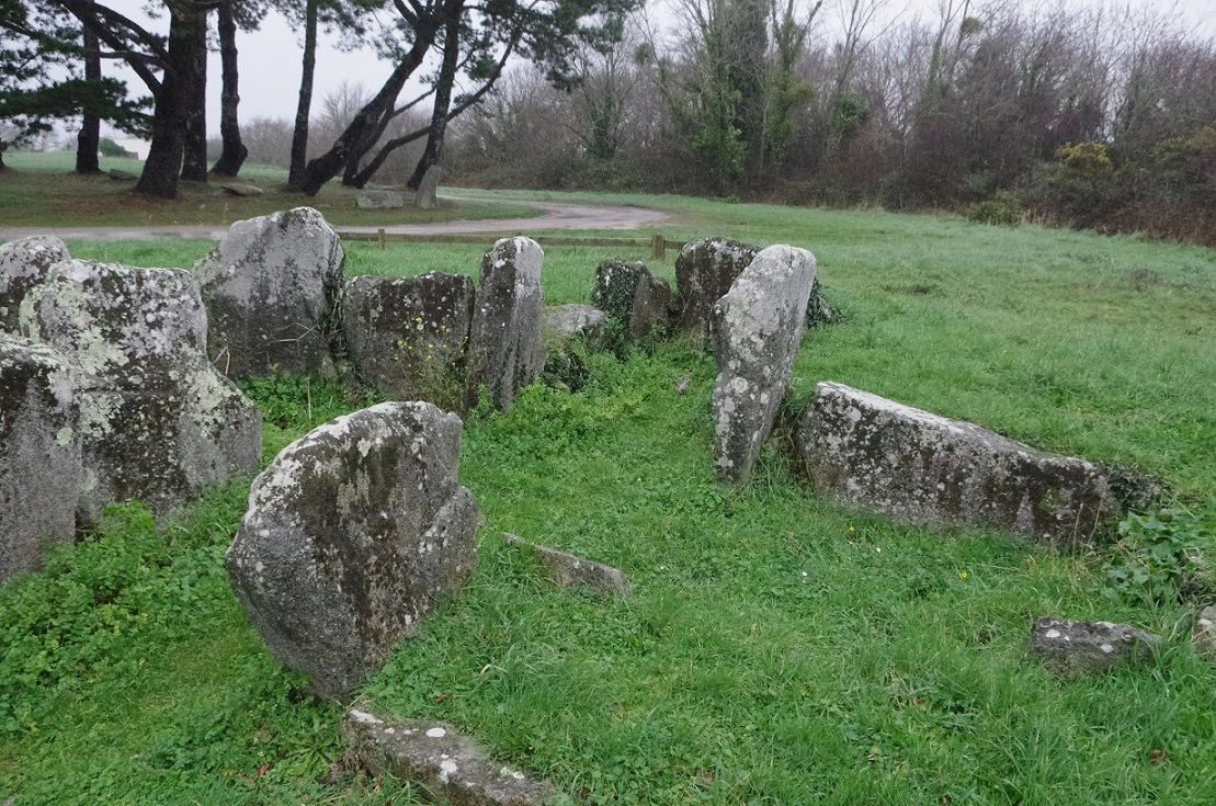 Click for the gallery page to add comments and vote (PID:144906) Cruguellic dolmen