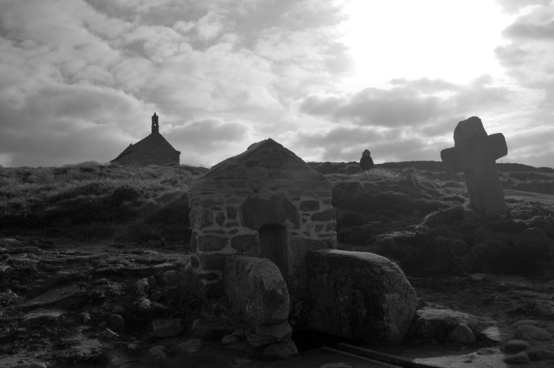 Click for the gallery page to add comments and vote (PID:128708) St Samson's Well (Landunvez)