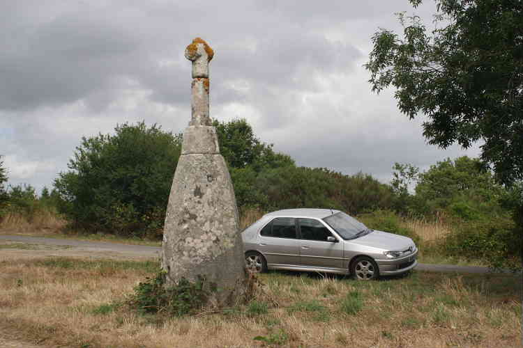 Christianised Menhir at Kernalec on the minor road that goes north to the D177.
