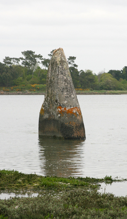 Click for the gallery page to add comments and vote (PID:47288) Pennglaouic menhir