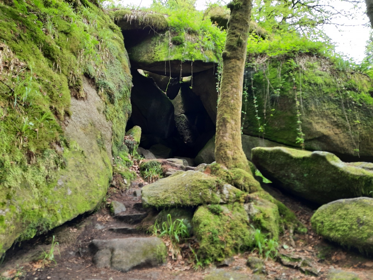 Click for the gallery page to add comments and vote (PID:275435) Grotte d´Artus