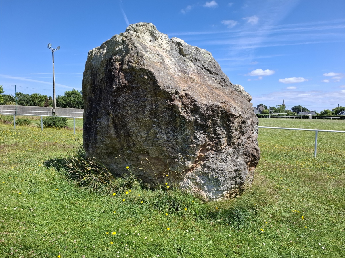 Menhir de la Cité du Roz