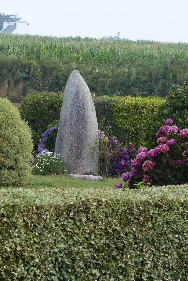 Click for the gallery page to add comments and vote (PID:200935) Menhir de Kerouant