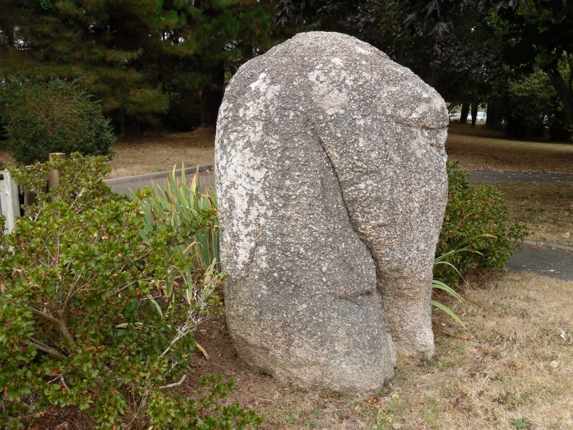 Menhir de la Mairie