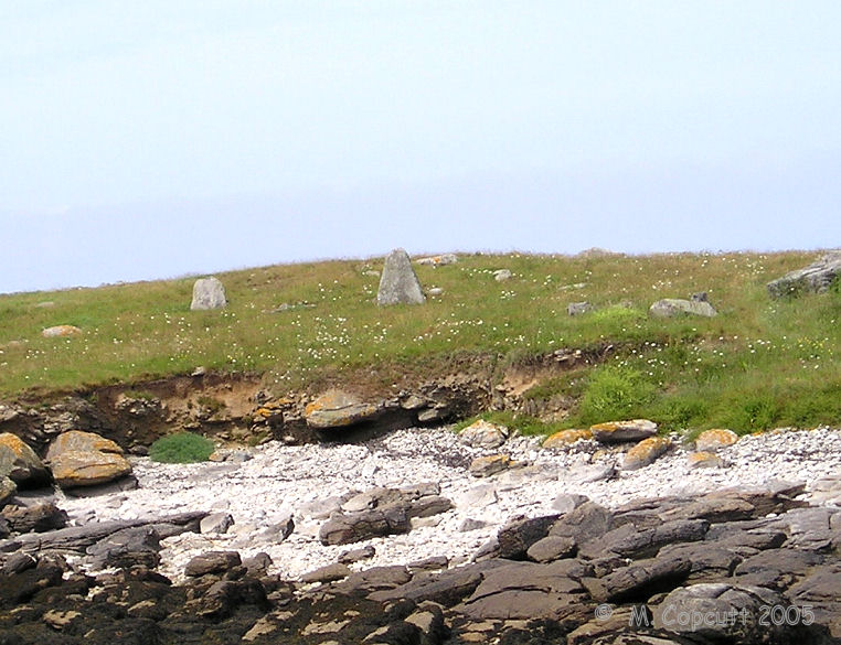 Click for the gallery page to add comments and vote (PID:48872) Île Melon menhirs