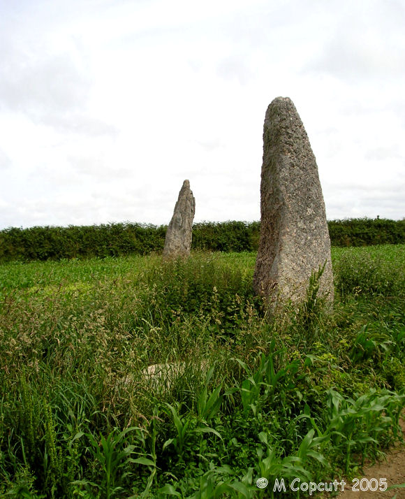 Saint-Denec alignement de menhirs