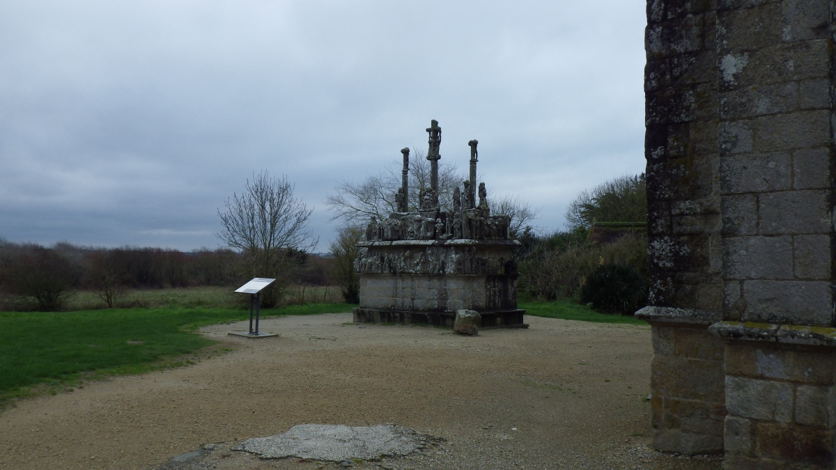 Click for the gallery page to add comments and vote (PID:278483) Chapelle Notre Dame de Tronoën Stèle