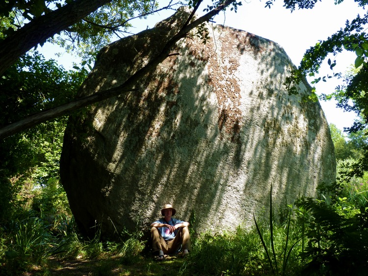 Menhir de Kerscaven 2