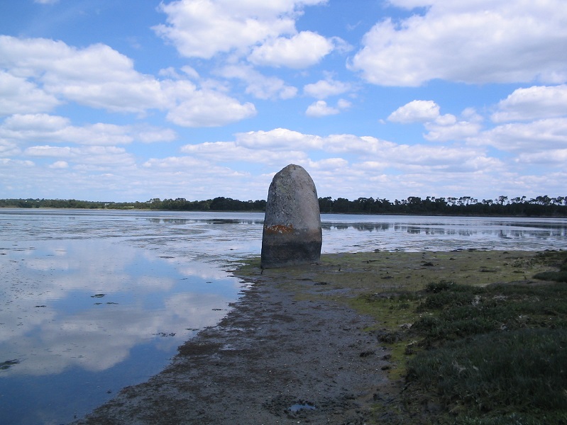 Click for the gallery page to add comments and vote (PID:194533) Pennglaouic menhir