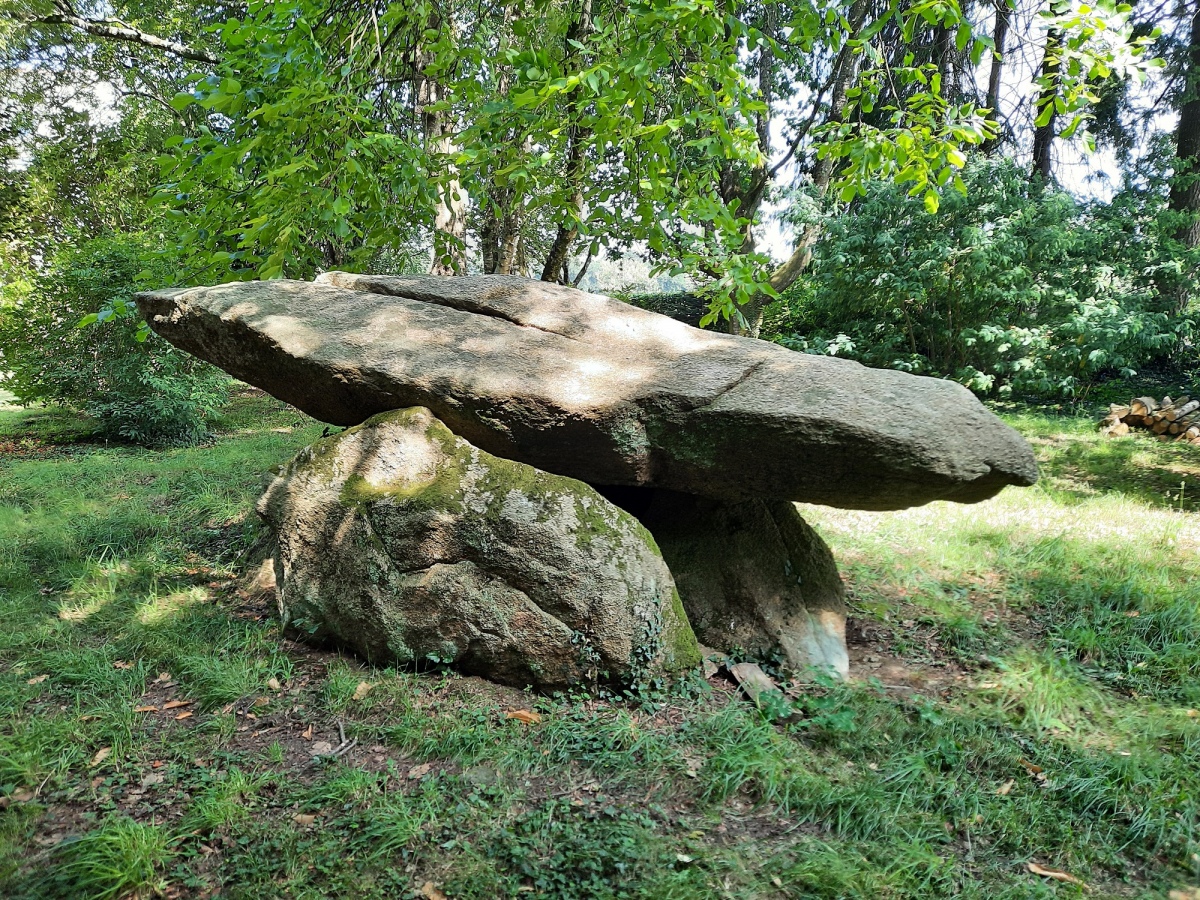 Dolmen de Roscasquen