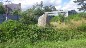 Menhir de la Gare (Névez)