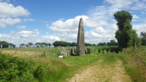 Prat Ledan menhir