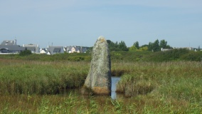 Léchiagat menhir