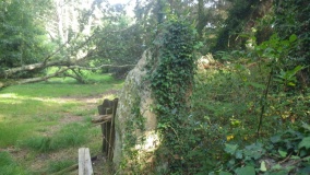 Menhir de Beg Roz Ruat