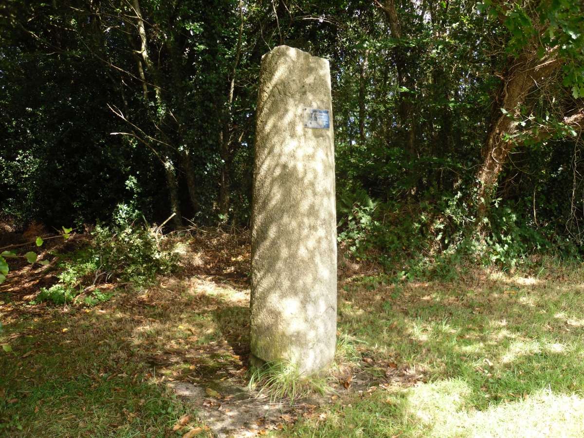 Menhir dit Croaz-ar-Peulven