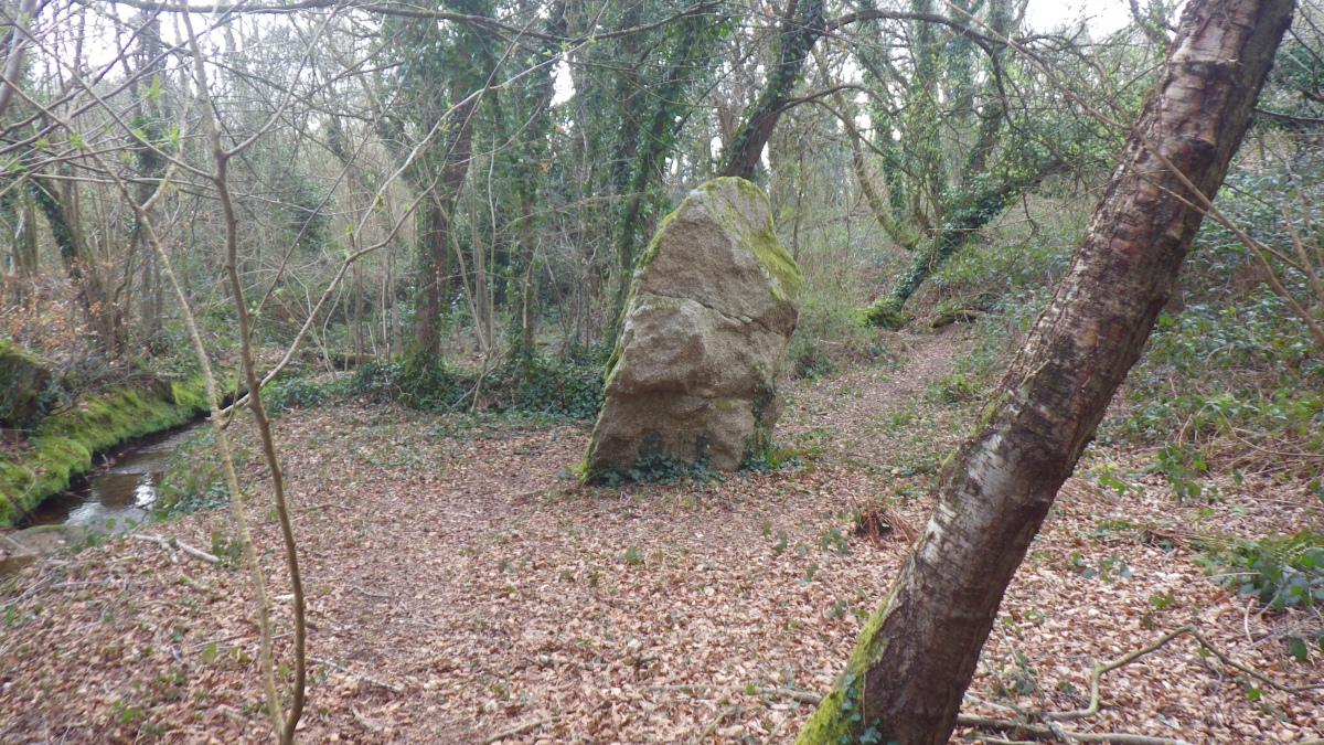 Click for the gallery page to add comments and vote (PID:276131) Menhir de Kerloazec 1