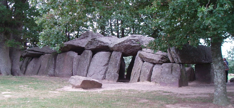 Roche-aux-Fées (Essé)