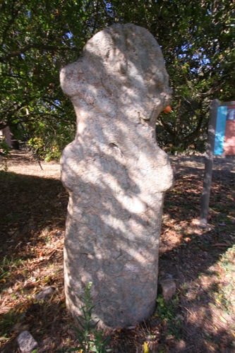 Nuvallela statue-menhir