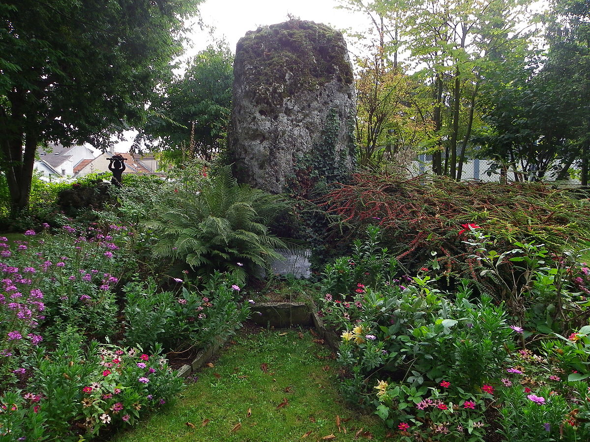 Menhir dit la Pierre Fritte