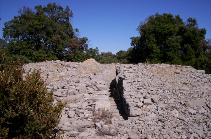 Dolmen dit Grand Juyan de Roubiac