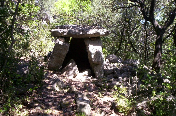 Click for the gallery page to add comments and vote (PID:60523) Dolmen Pioch Narras 1