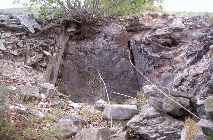 Click for the gallery page to add comments and vote (PID:69177) Jouilles dolmen