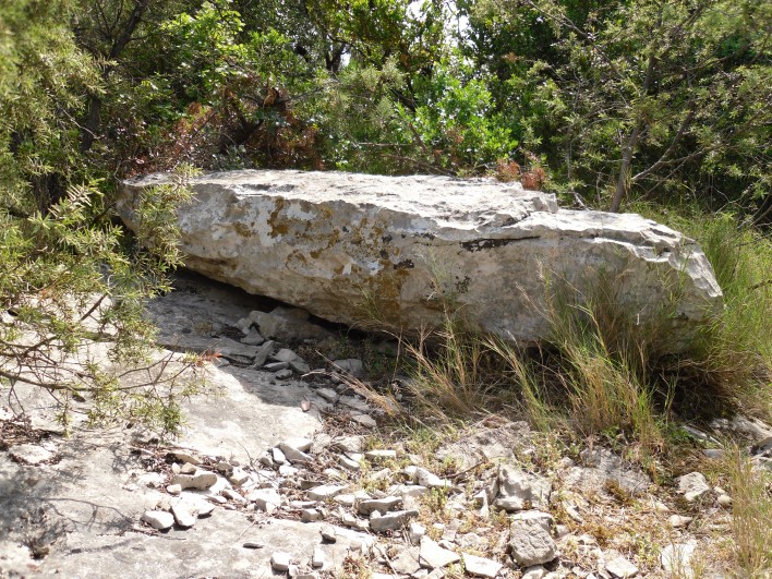 Caucaliès menhir