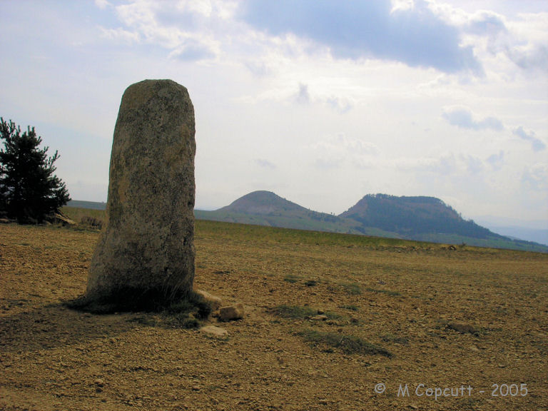 Menhir de la Fage B02