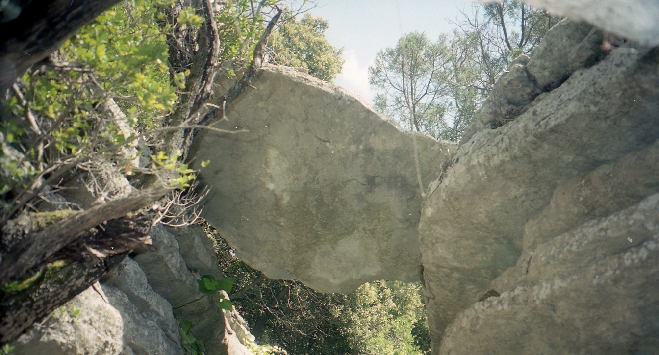 Click for the gallery page to add comments and vote (PID:209353) Dolmen du Bois Bas 13