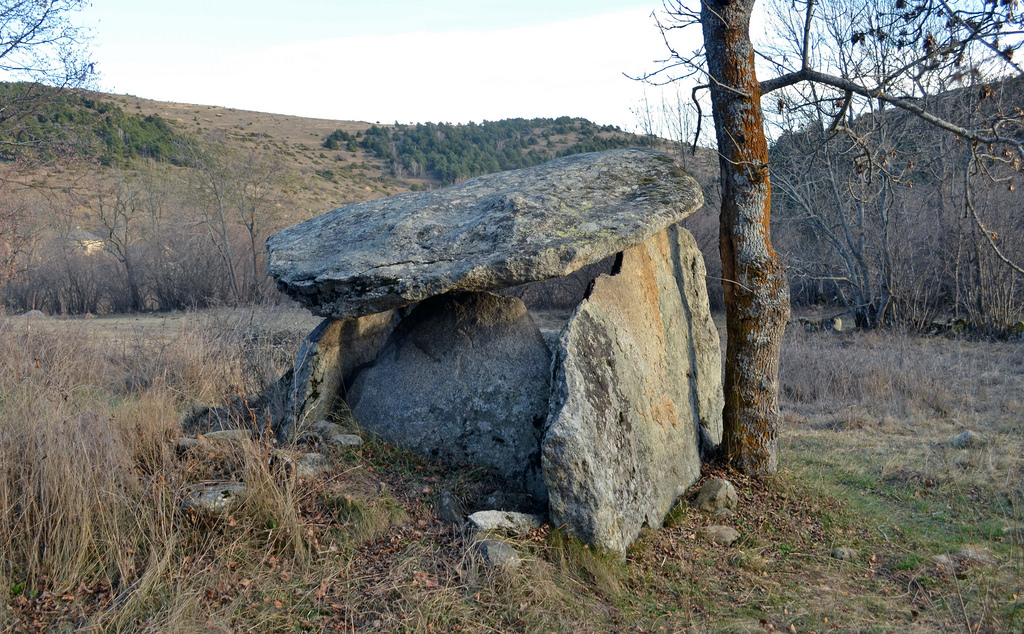 Dolmen de la Cova del Camp de la Marunya