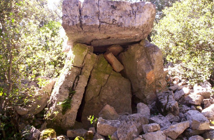 Click for the gallery page to add comments and vote (PID:60527) Dolmen Pioch Narras 2