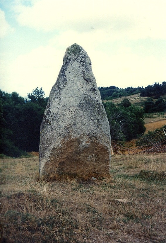 Menhir de l'Oustel-Cremat