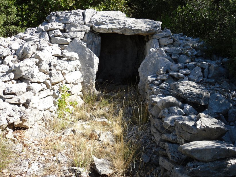 Click for the gallery page to add comments and vote (PID:115247) Dolmen de la Citerne
