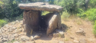 Dolmen de la Cauna del Moro - PID:306307 Dolmen de la Cauna del Moro - PID:306307