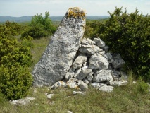 Roquenooze Menhir