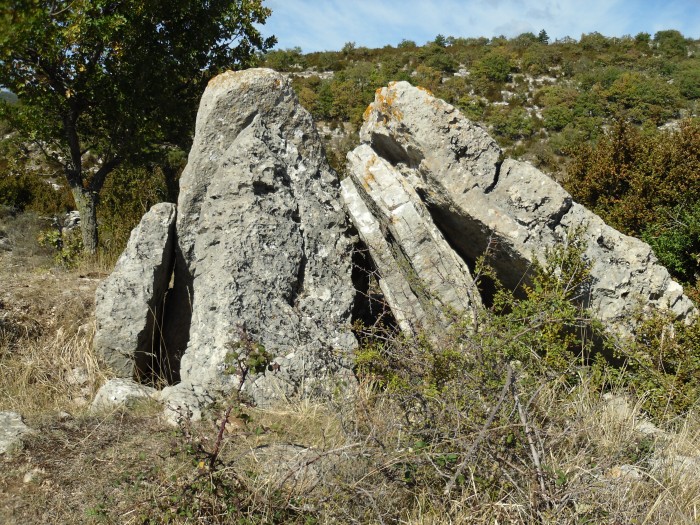 Click for the gallery page to add comments and vote (PID:83662) Dolmen de la Tude