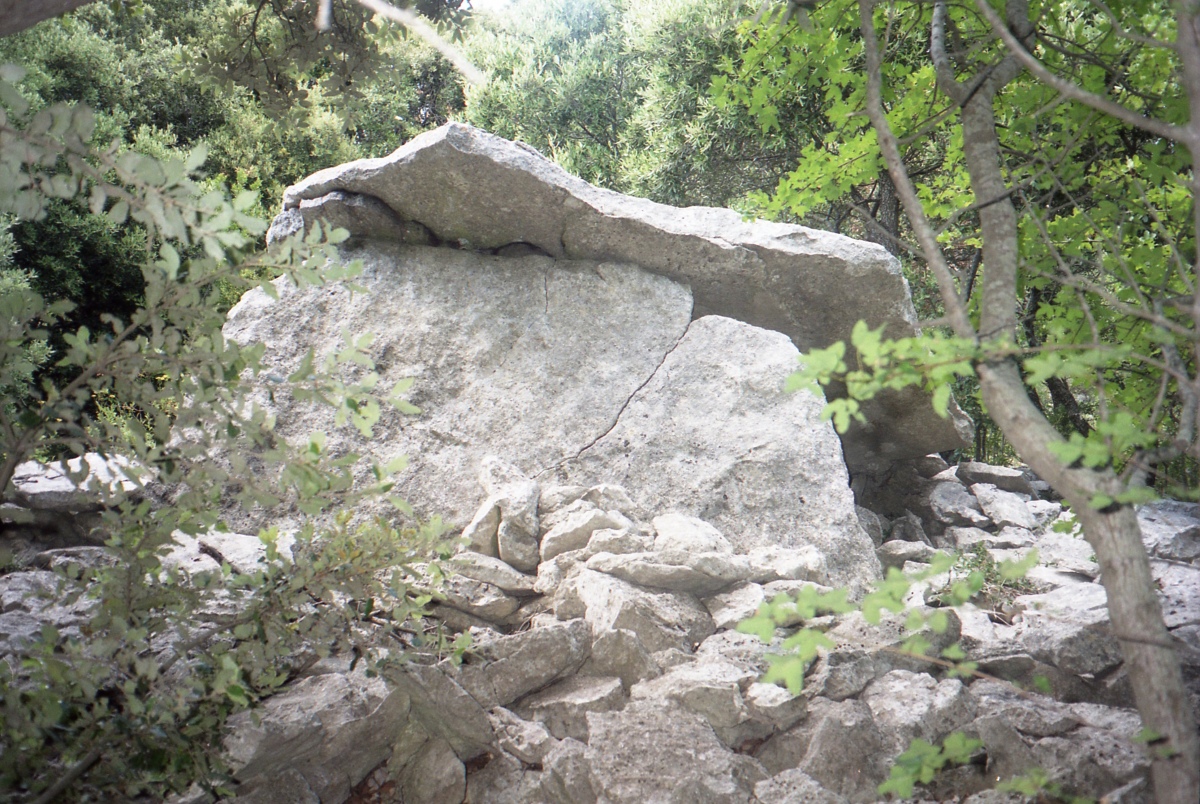 Click for the gallery page to add comments and vote (PID:209349) Dolmen du Bois Bas 11