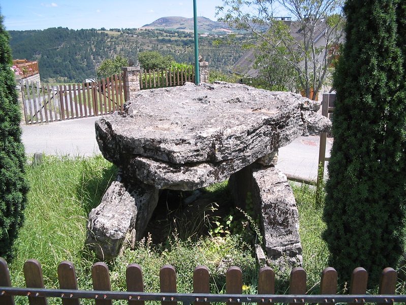 Click for the gallery page to add comments and vote (PID:187645) Dolmen La Chazelle Notre-Dame